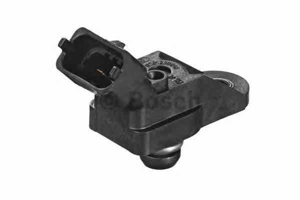 BOSCH 0 261 230 046 Датчик, давление подачи